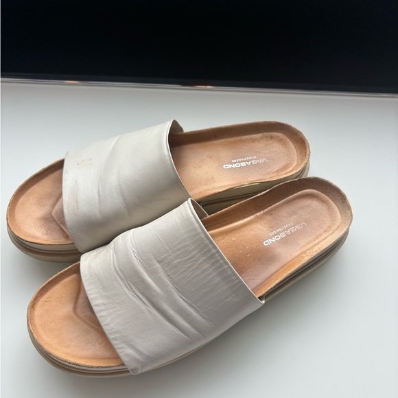 Vagabond Cream Mules with Cushioned Insole - Picture 1 of 4